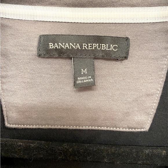 Banana Republic M Black Quilted Design Zip Sweater - Picture 2 of 4